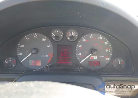 2000 Audi S4 2.7T z USA, uszkodzony, nr VIN WAUDD68D5YA088367